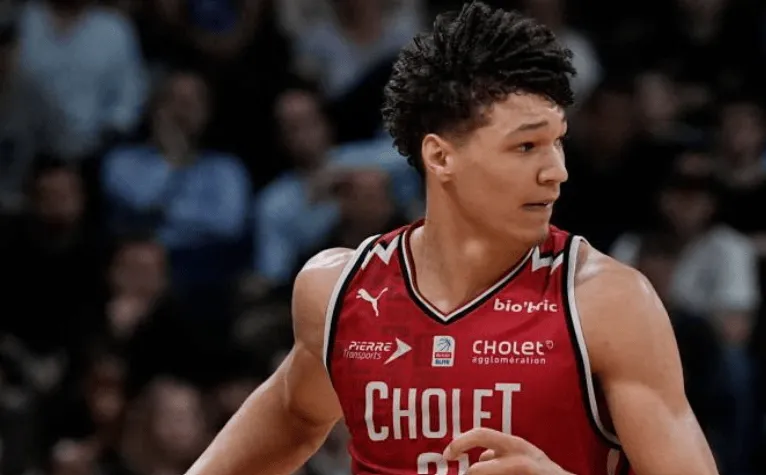 NBA 选秀分析师：黄蜂队可能会在第6 顺位选中蒂贾内·萨劳恩(Tidjane Salaün)