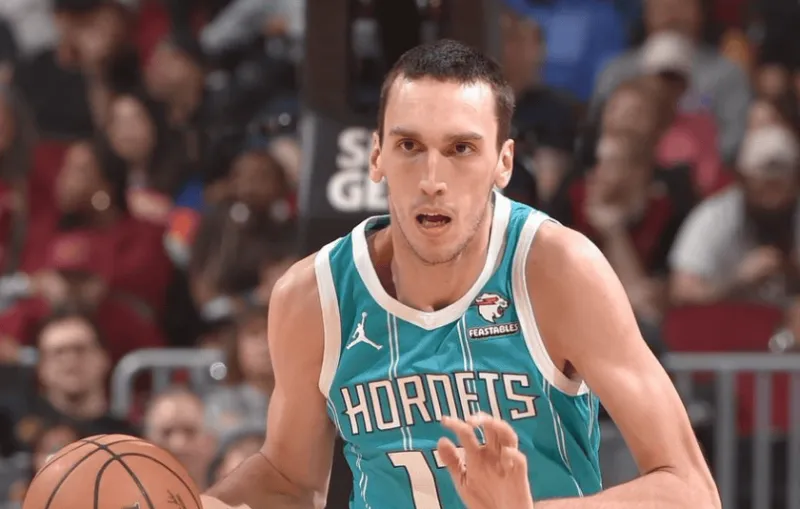 波库塞夫斯基在考虑海外球队之前正在等待NBA球队的报价