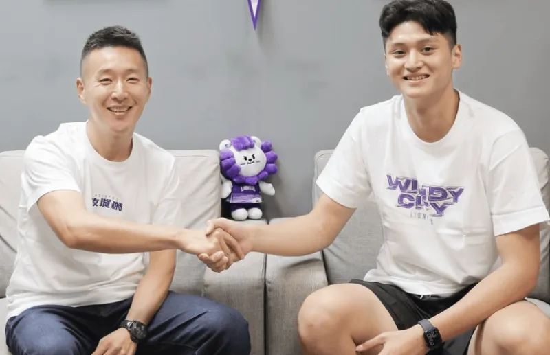 9号秀放弃CBA？ P+联赛攻城狮官宣：蔡晨刚正式签约